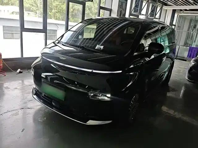 Yizhen L380 2025 Model 805km Flagship Edition 4WD