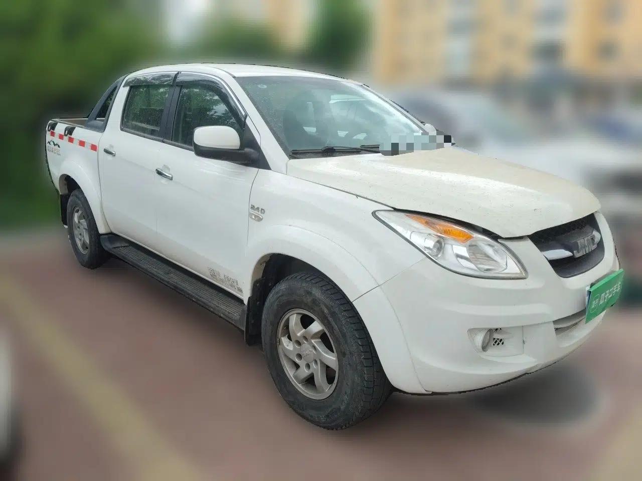 JMC Yuhu 7 2016 2.4T Four-Wheel Drive Luxury Edition JX4D24 — миниатюра 3