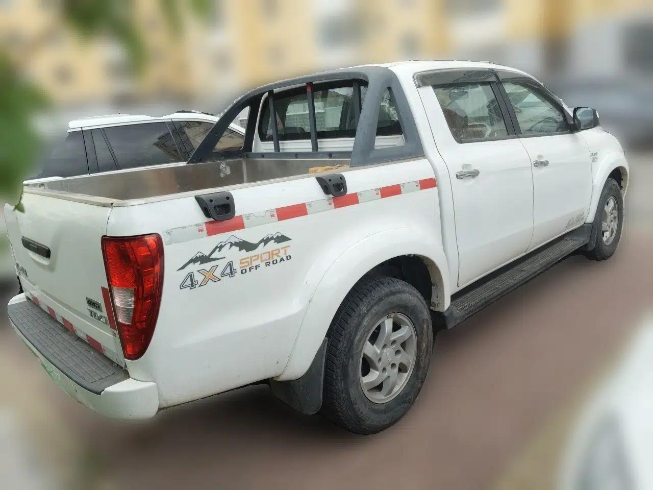 JMC Yuhu 7 2016 2.4T Four-Wheel Drive Luxury Edition JX4D24 — миниатюра 6
