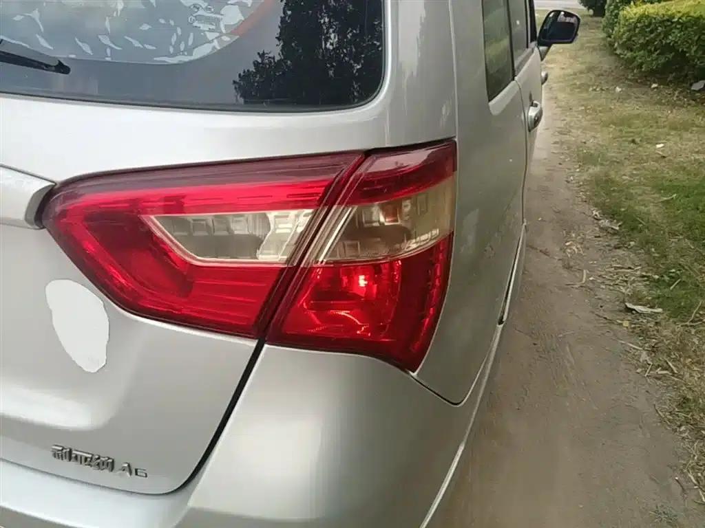 Liana A6 2014 Hatchback 1.4L Manual Ideal Model — миниатюра 8