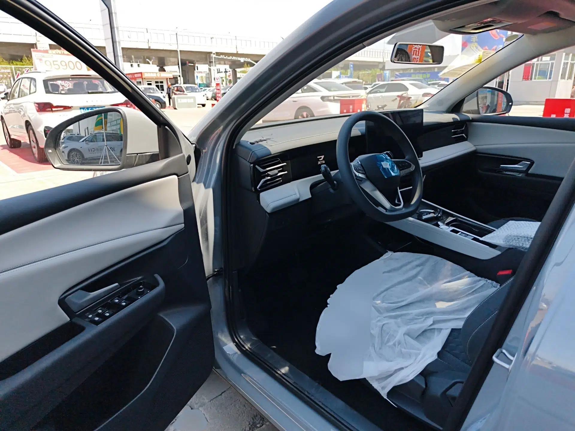Jetta VS8 2026 Model 280TSI Automatic All-Round Edition — миниатюра 23