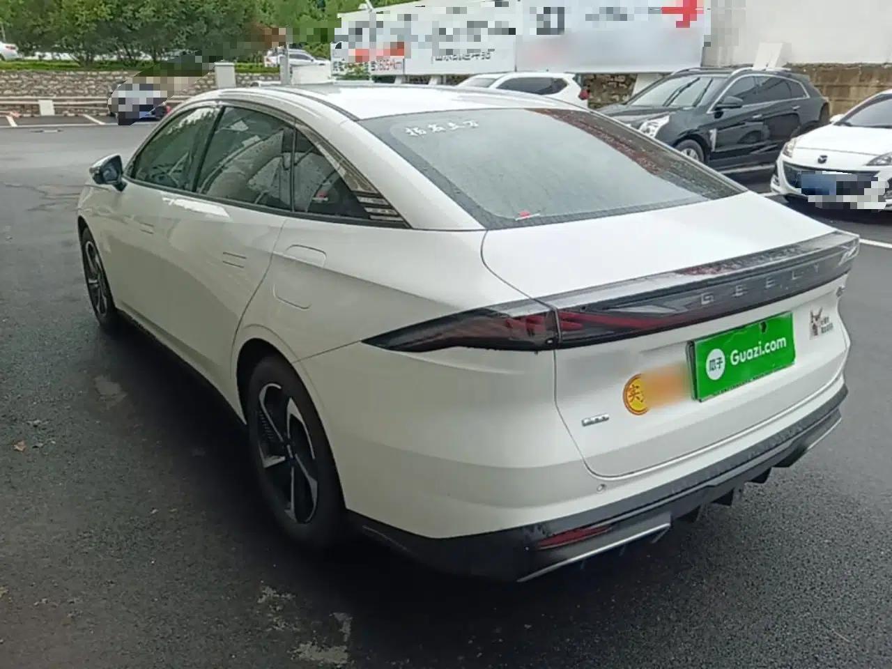 Geely Galaxy L6 2024 125km PLUS Dragon Edition — миниатюра 4