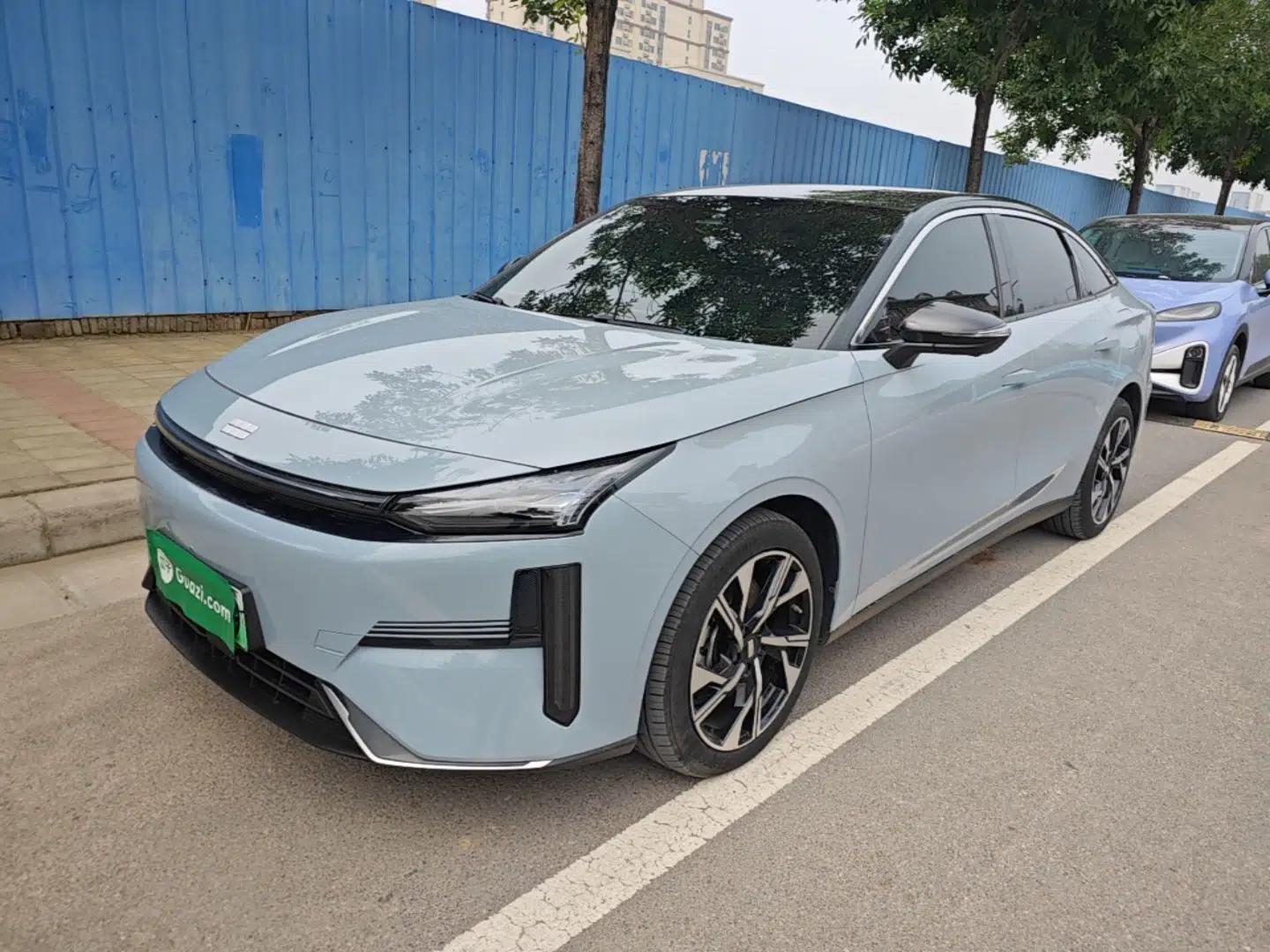 Geely Galaxy L6 2023 125km Starship — миниатюра 1