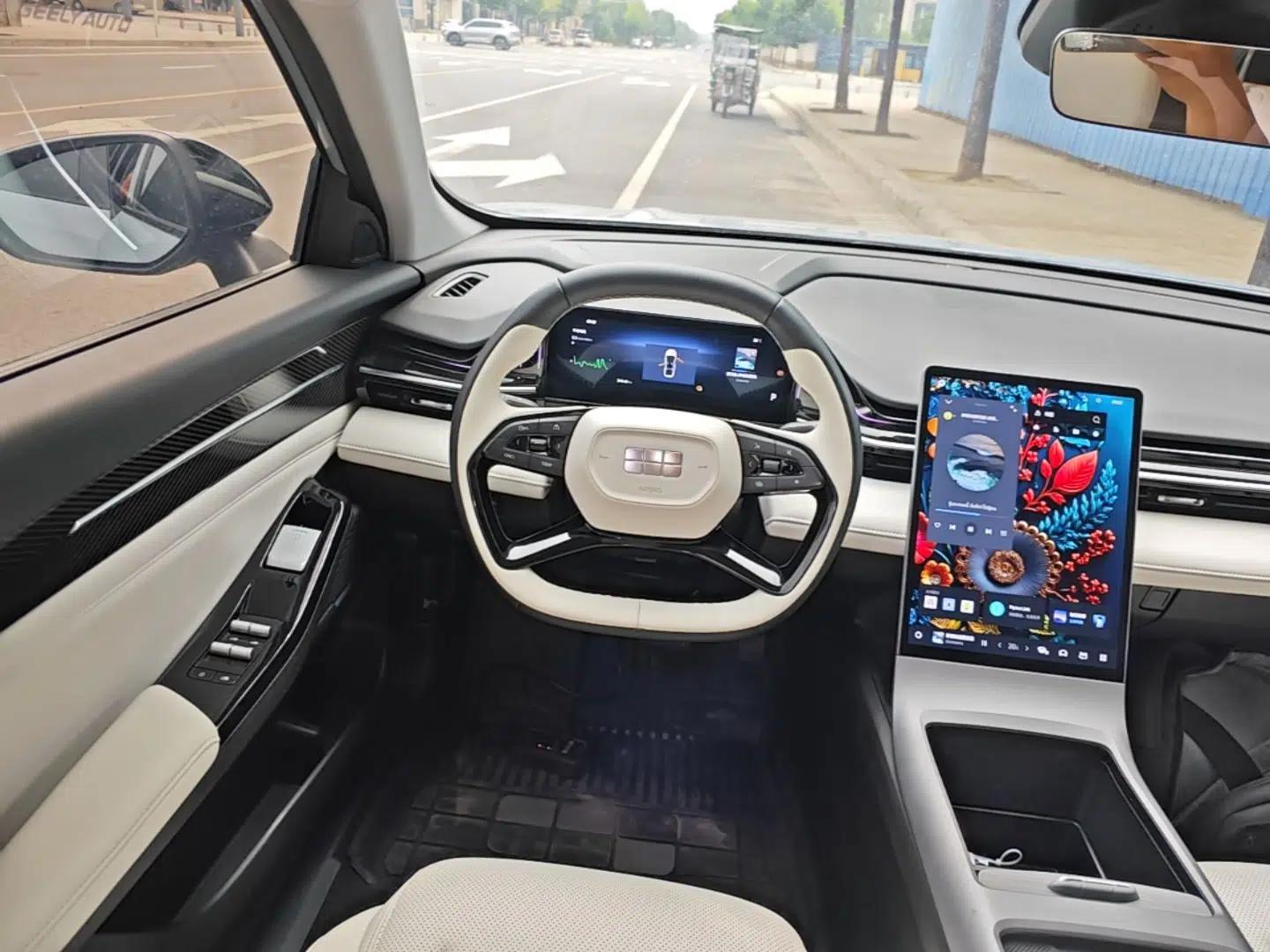 Geely Galaxy L6 2023 125km Starship — миниатюра 13