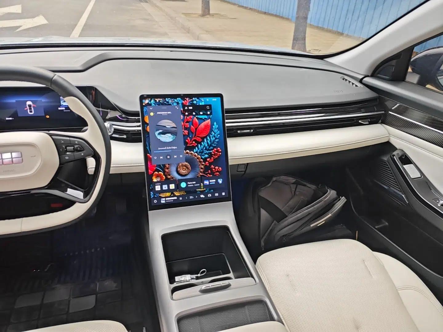 Geely Galaxy L6 2023 125km Starship — миниатюра 15