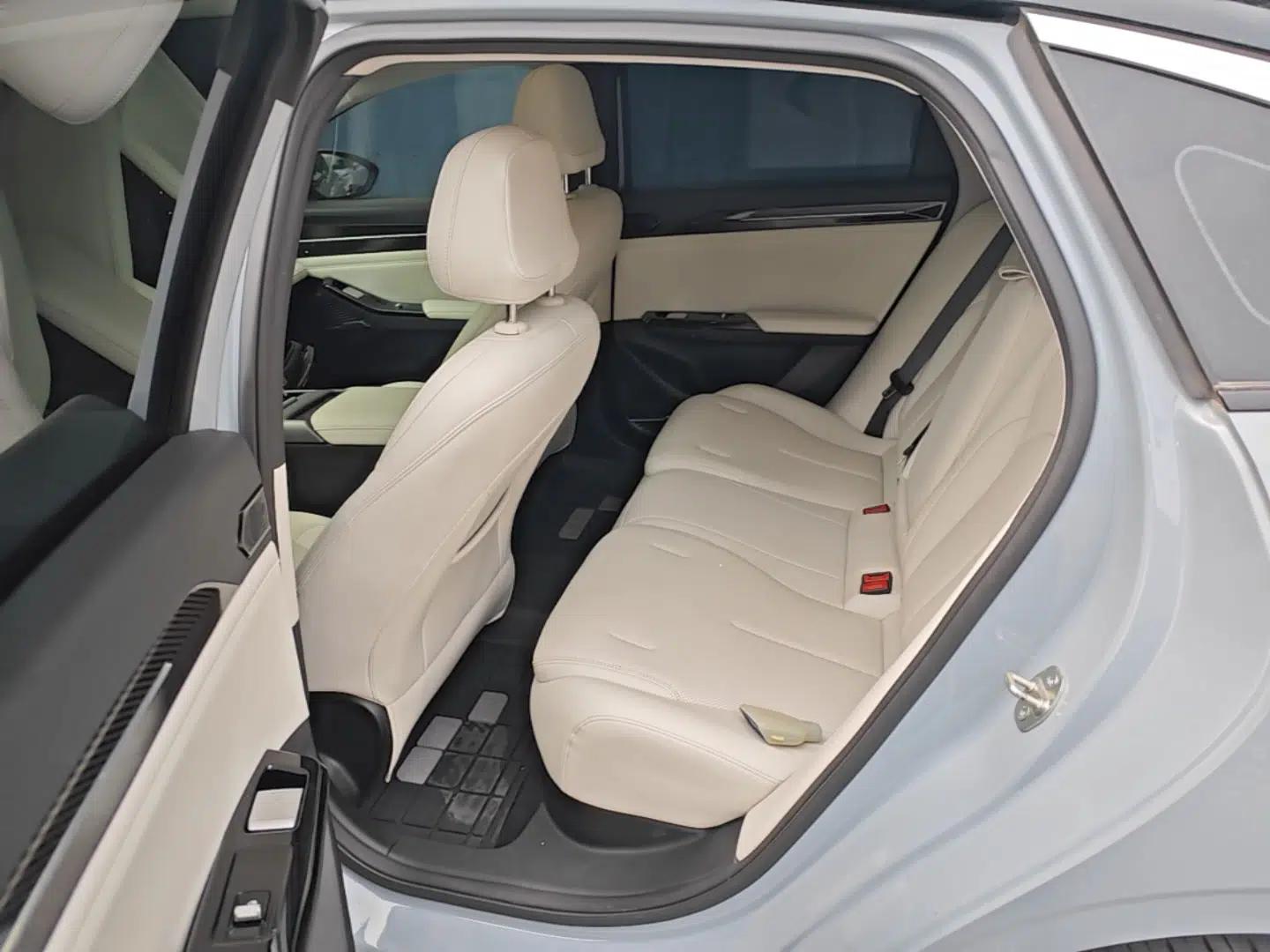 Geely Galaxy L6 2023 125km Starship — миниатюра 20