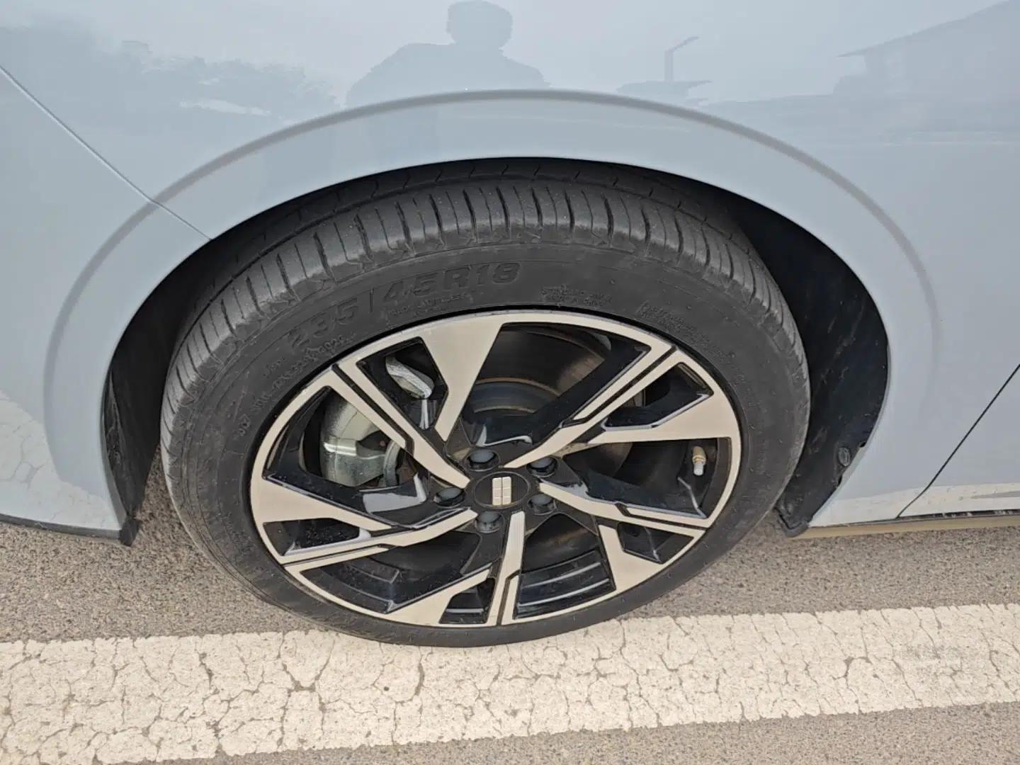 Geely Galaxy L6 2023 125km Starship — миниатюра 10