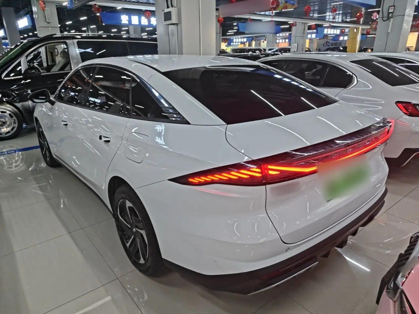 Geely Galaxy L6 2024 125km PLUS Dragon Edition — миниатюра 4