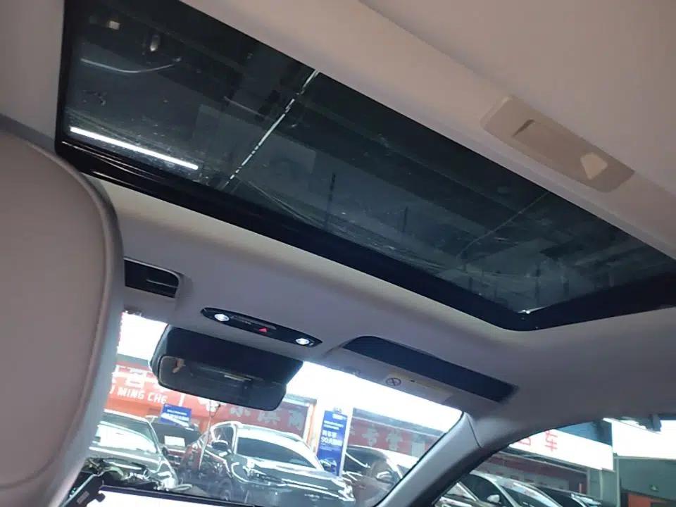 Geely Galaxy L6 2025 EM-i 140km Explorer+ Edition — миниатюра 21