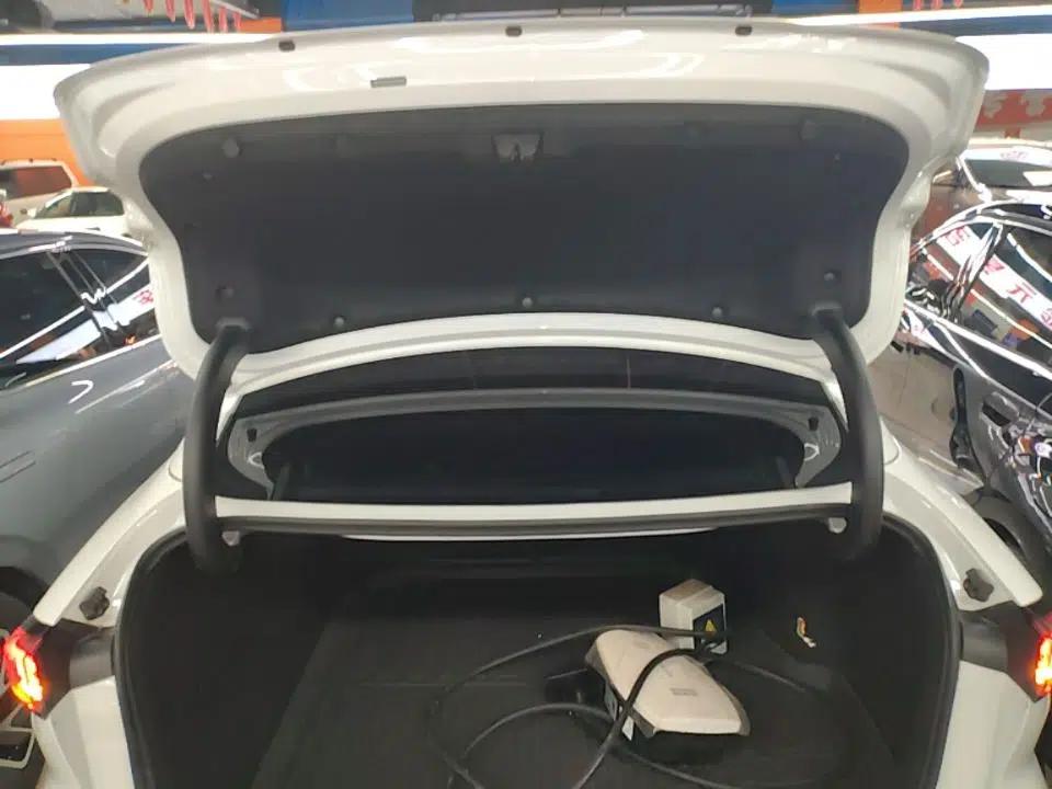 Geely Galaxy L6 2025 EM-i 140km Explorer+ Edition — миниатюра 22