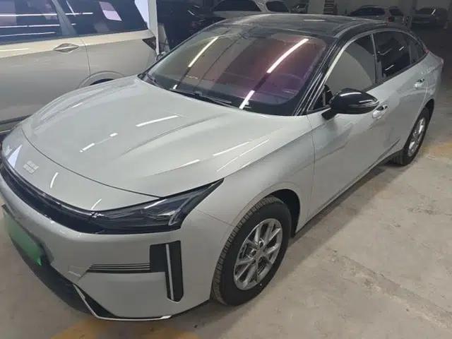Geely Galaxy L6 2025 EM-i 60km Launch Edition