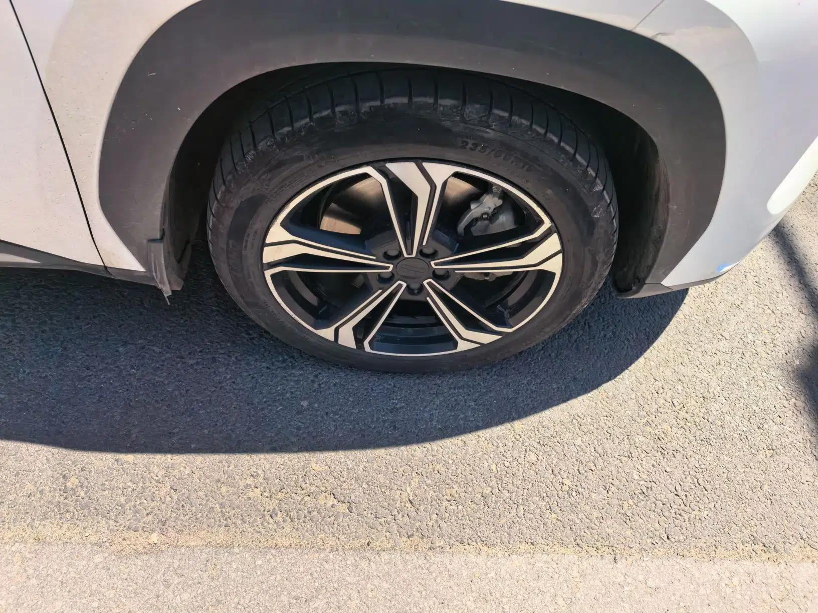 Geely Galaxy L7 2023 1.5T 115 km Starship — миниатюра 2