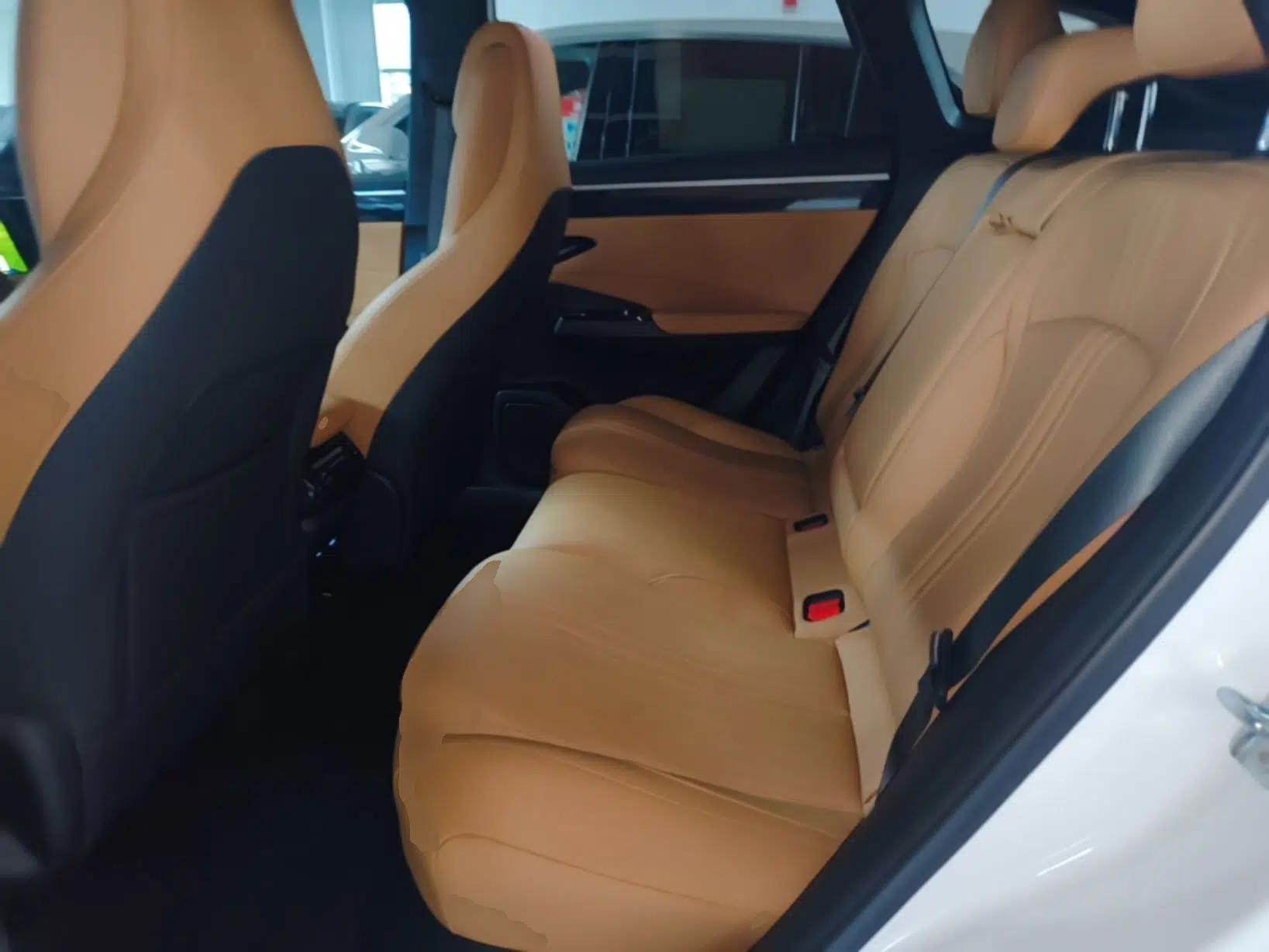 Geely Galaxy L7 2024 1.5T 115 km PLUS Dragon Edition — миниатюра 25