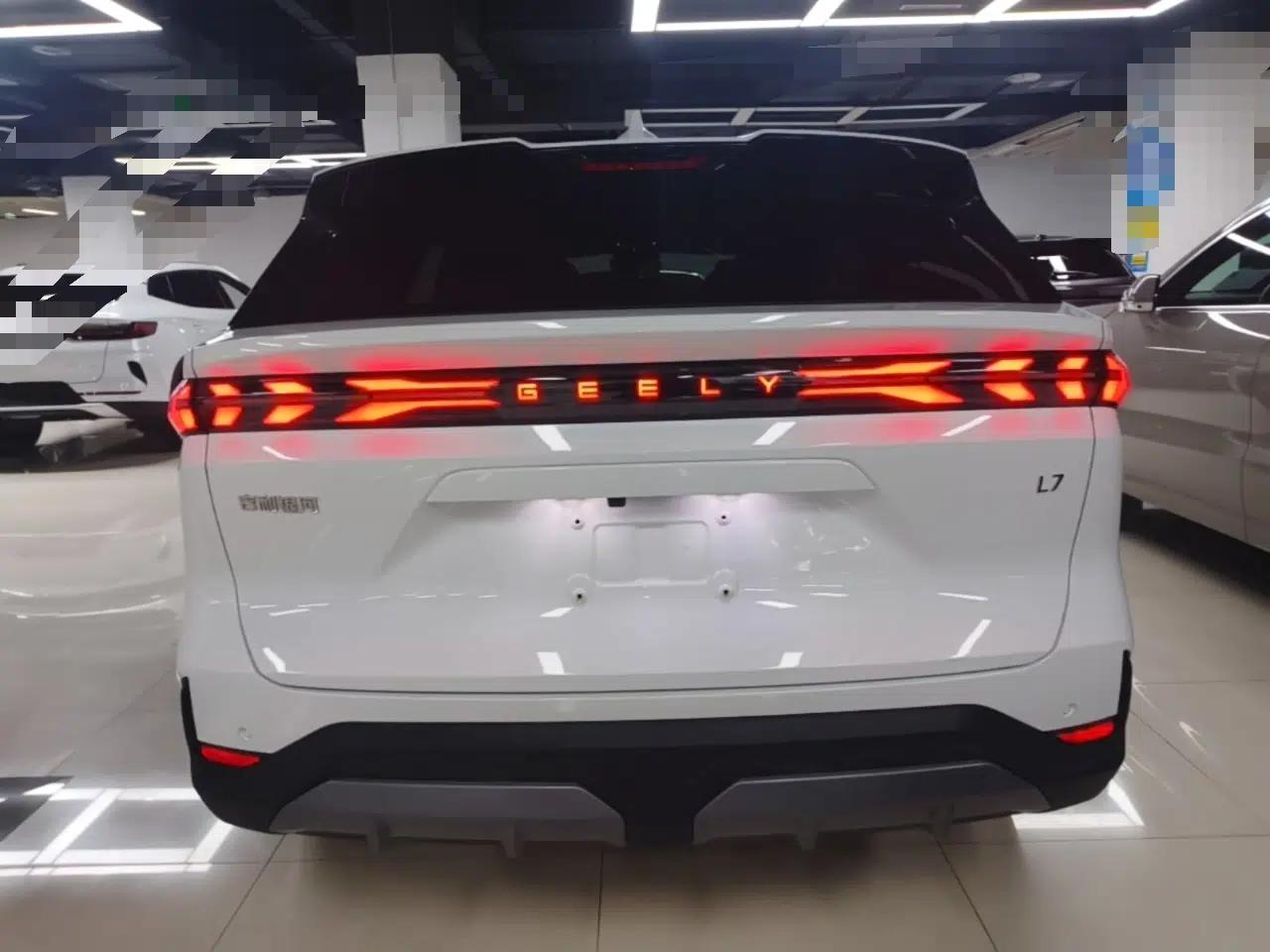 Geely Galaxy L7 2024 1.5T 115 km PLUS Dragon Edition — миниатюра 5