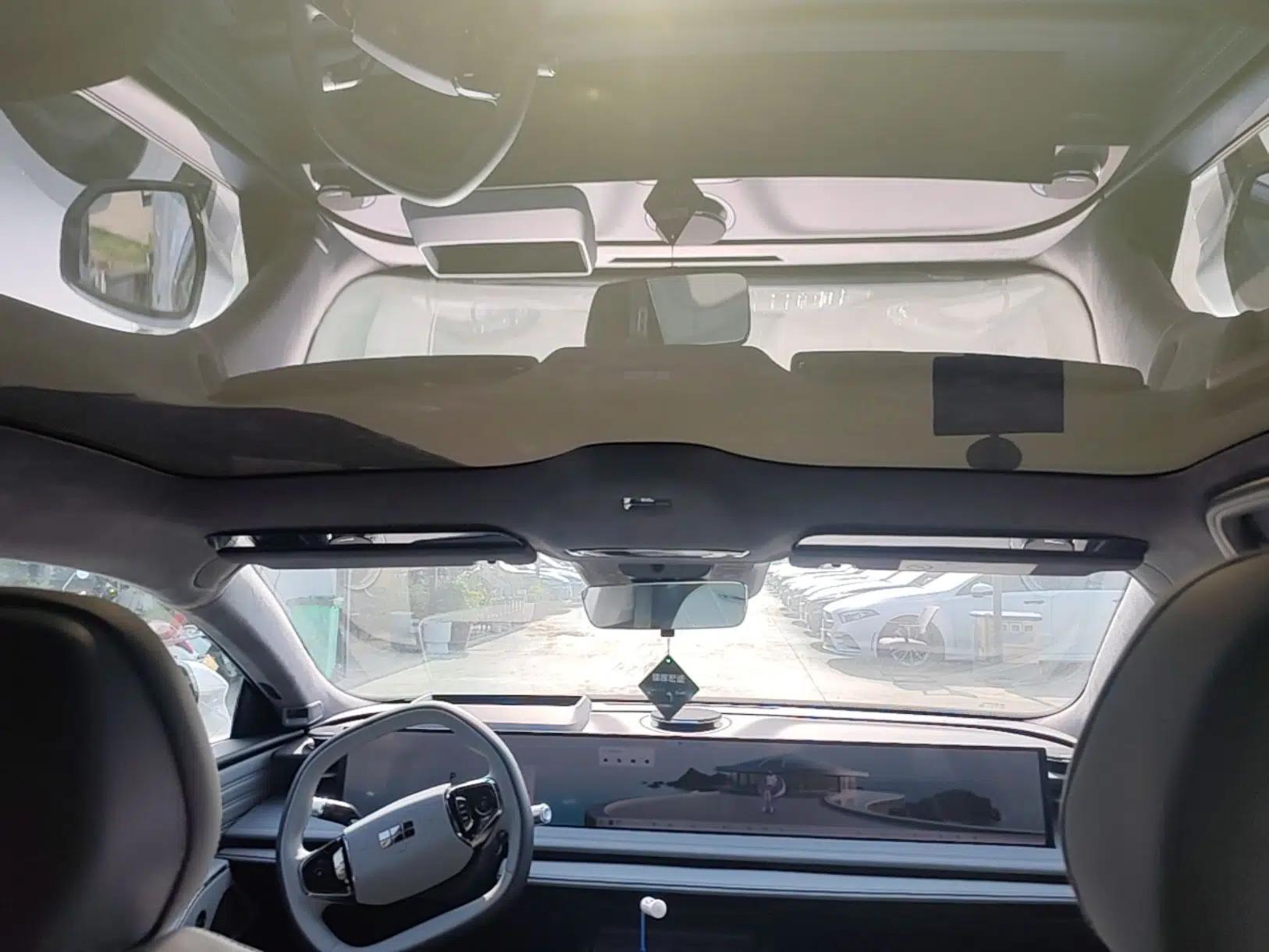 Geely Galaxy E8 2025 700 km Long-Range Intelligent Driving Version — миниатюра 21