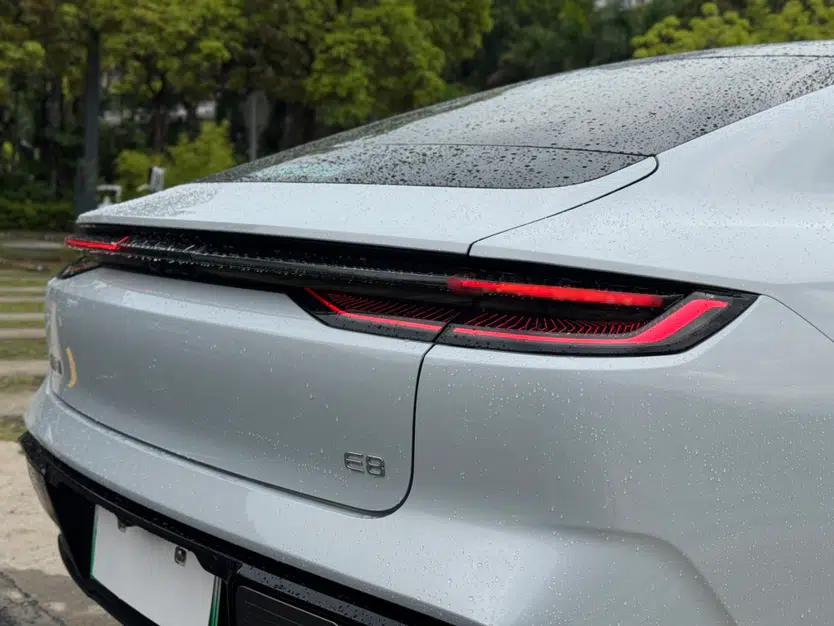 Geely Galaxy E8 2025 700 km Long-Range Intelligent Driving Version — миниатюра 17