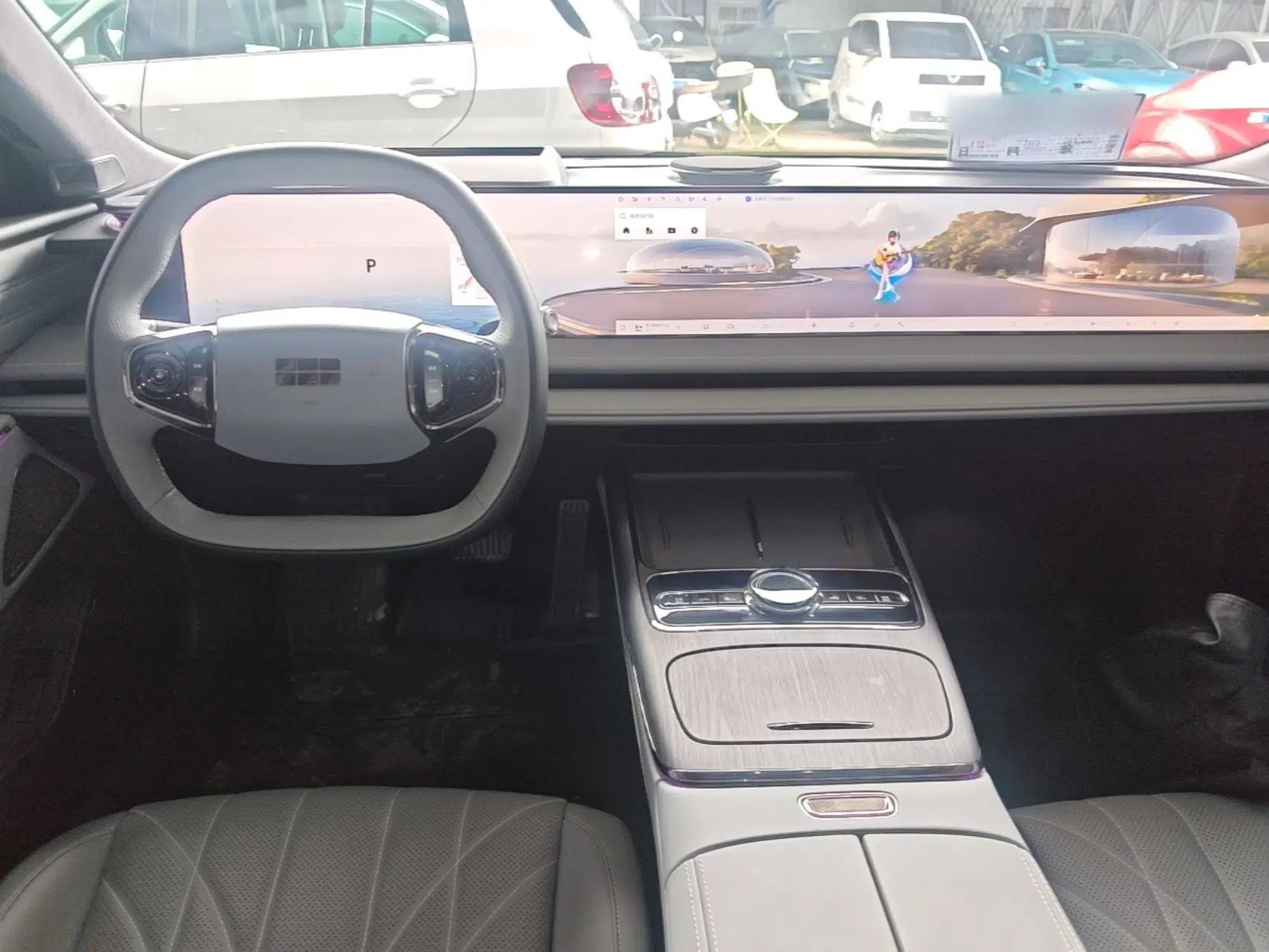Geely Galaxy E8 2025 700 km Long-Range Intelligent Driving Version — миниатюра 19