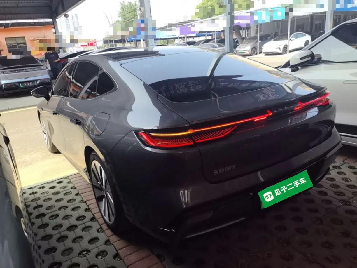 Geely Galaxy E8 2024 665 km Range Rear-Drive Starship Long-Range Version — миниатюра 4