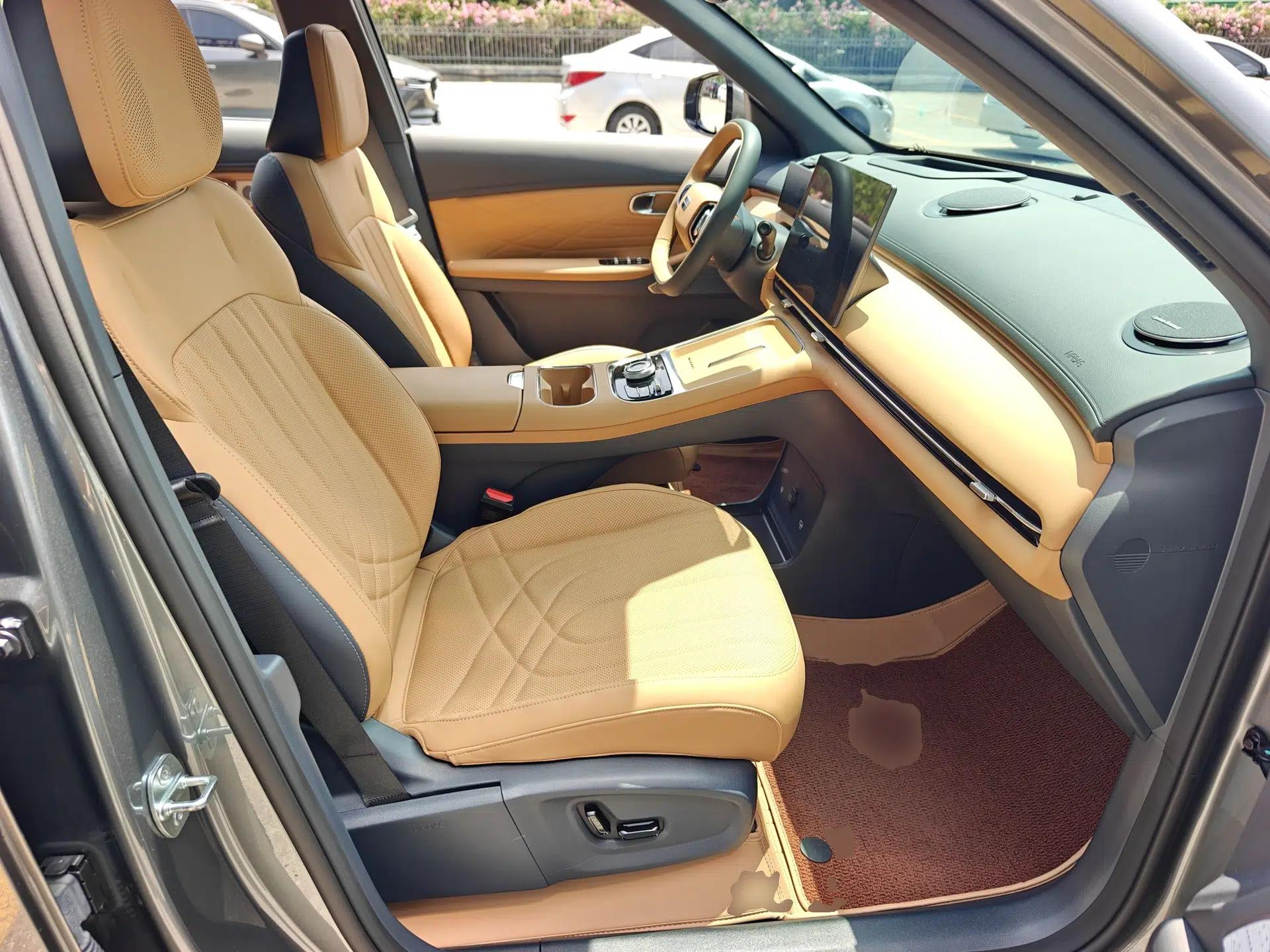 Geely Galaxy Xingjian 7 EM-i 2025 120km Exploration+ Version — миниатюра 19