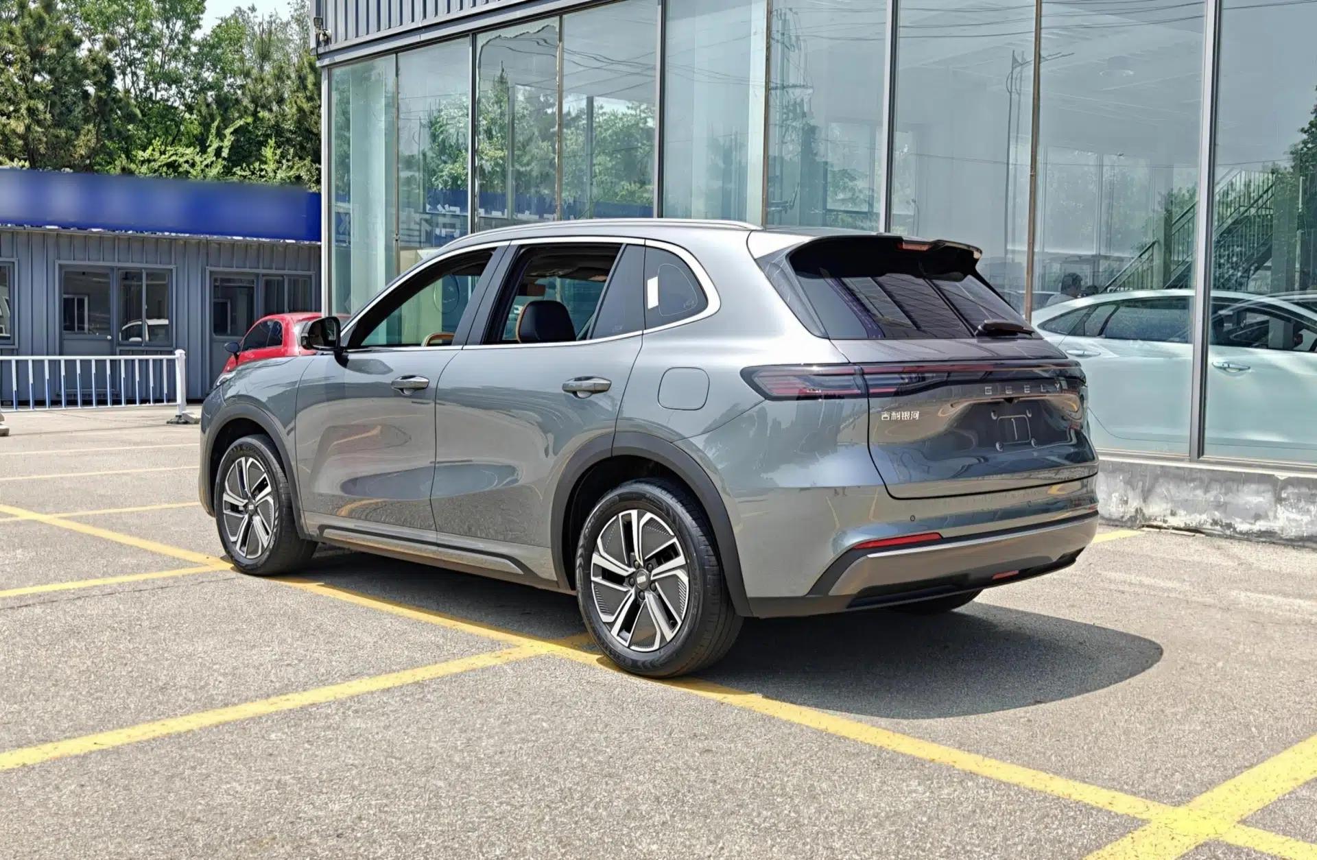 Geely Galaxy Xingjian 7 EM-i 2025 120km Exploration+ Version — миниатюра 4