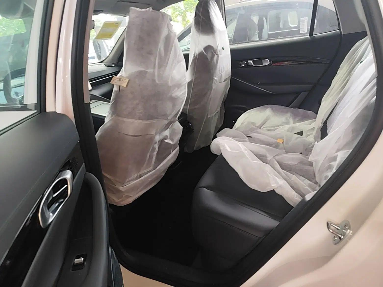 Geely Galaxy E5 2026 Model 530km Launch Edition — миниатюра 20