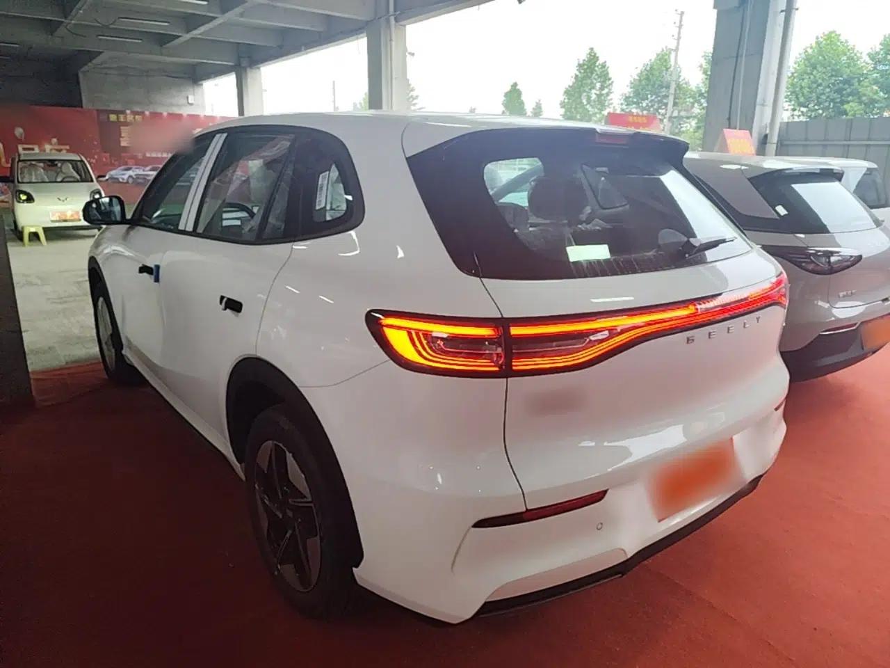 Geely Galaxy E5 2026 Model 530km Launch Edition — миниатюра 4