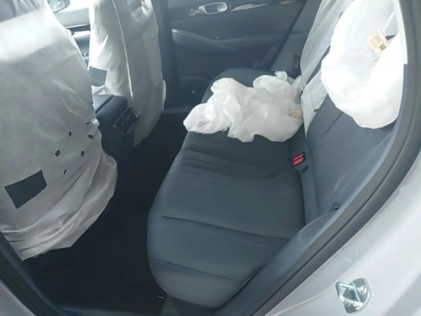 Geely Galaxy E5 2024 440km Exploration Version — миниатюра 20