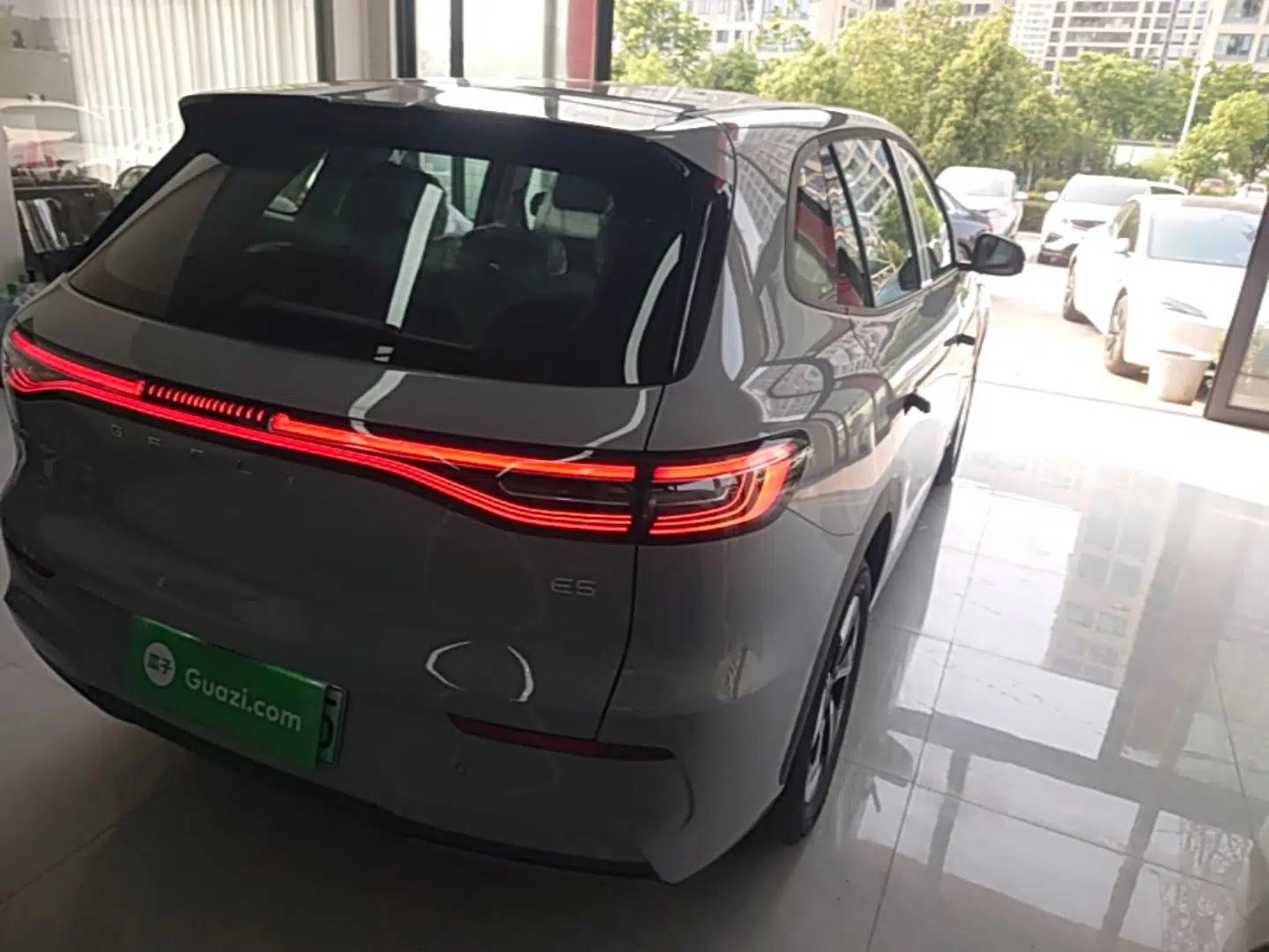 Geely Galaxy E5 2024 440km Exploration Version — миниатюра 6