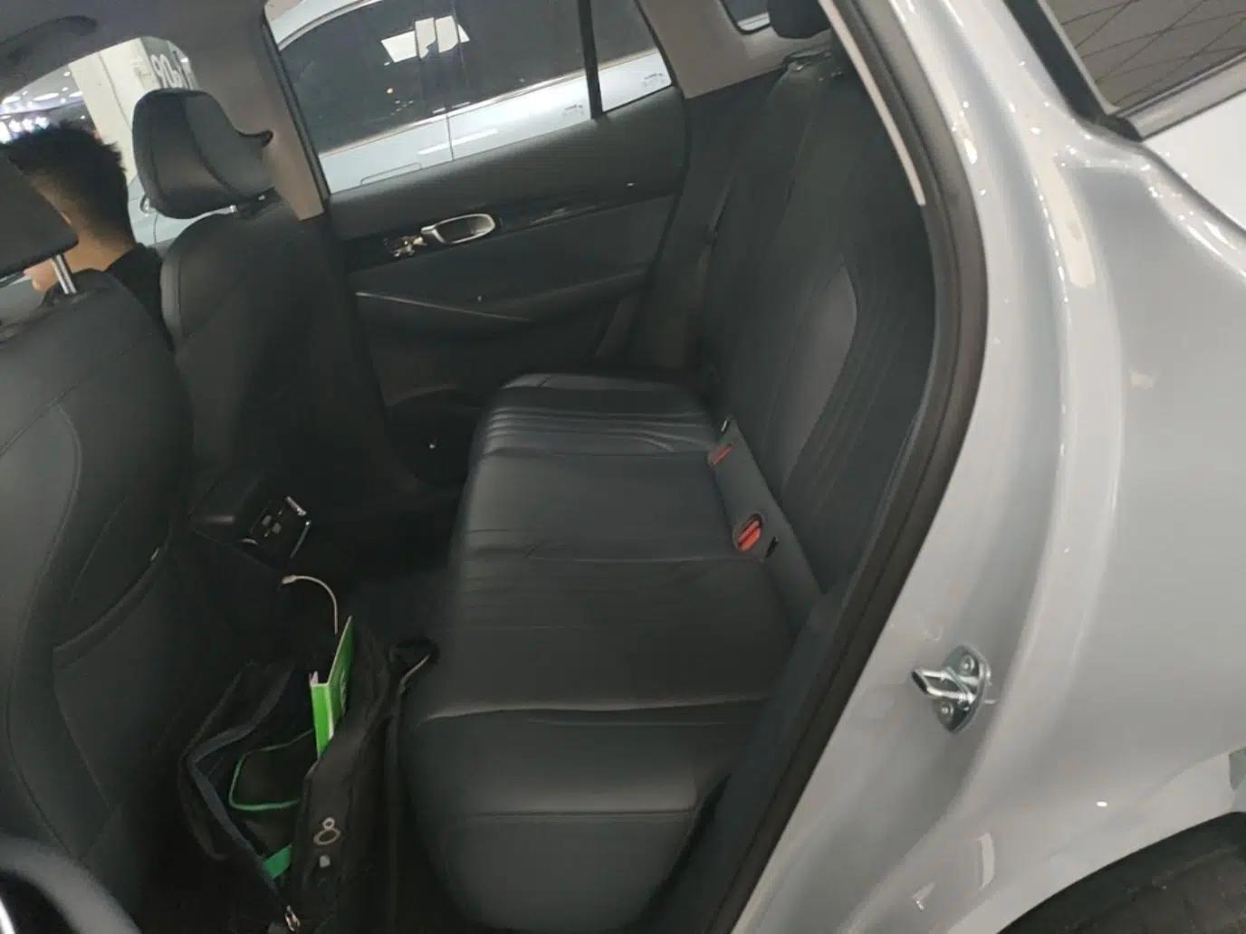 Geely Galaxy E5 2026 Model 610km Long-Distance Edition — миниатюра 20