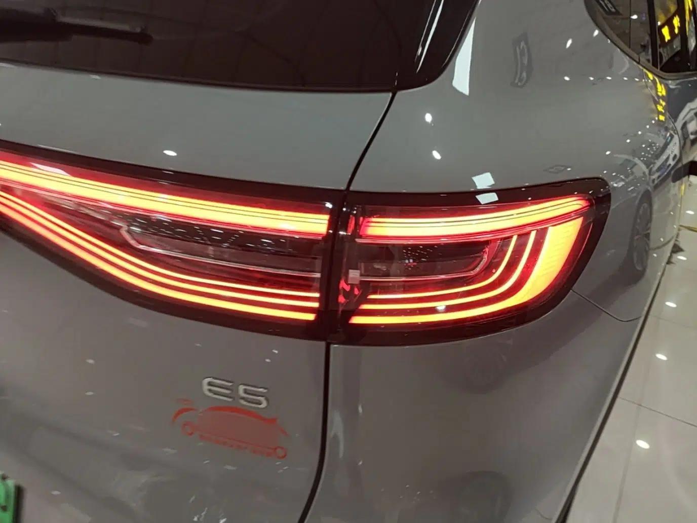 Geely Galaxy E5 2026 Model 610km Long-Distance Edition — миниатюра 9