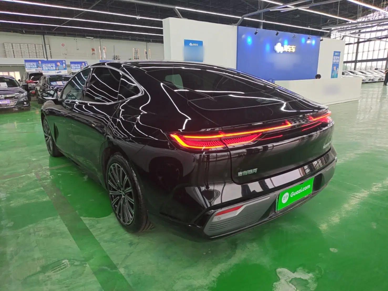 Geely Galaxy 8 2025 130km EM-P Starship Edition — миниатюра 4