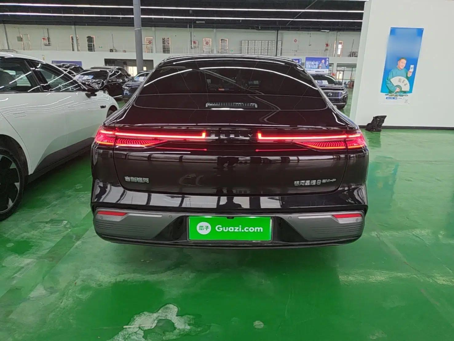 Geely Galaxy 8 2025 130km EM-P Starship Edition — миниатюра 5