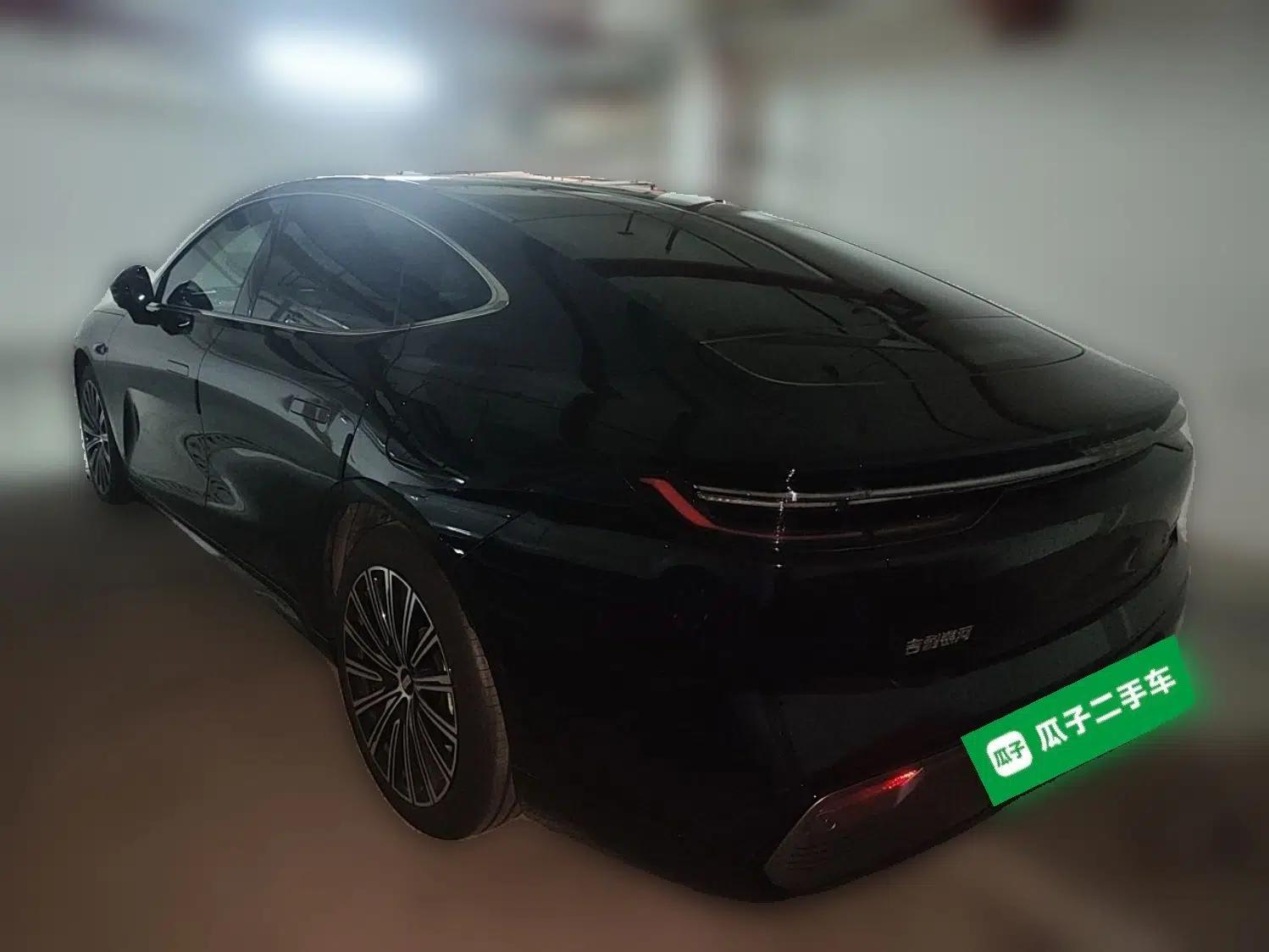 Geely Galaxy 8 2025 130km EM-P Starship Edition — миниатюра 4