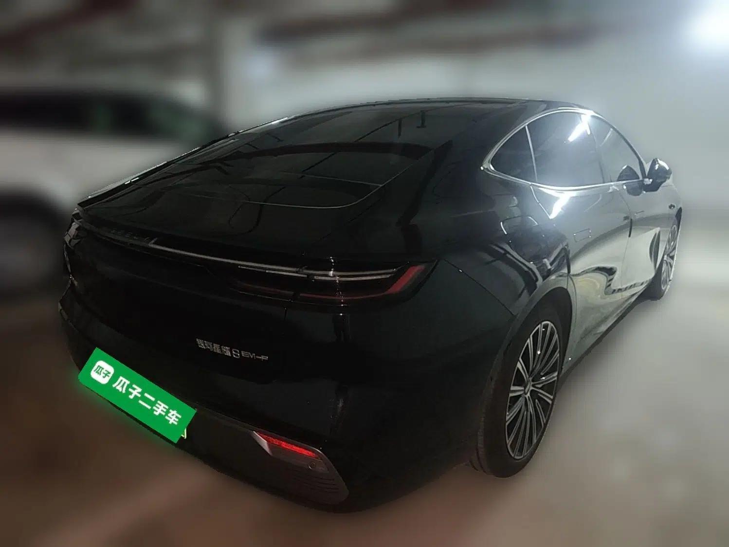 Geely Galaxy 8 2025 130km EM-P Starship Edition — миниатюра 6