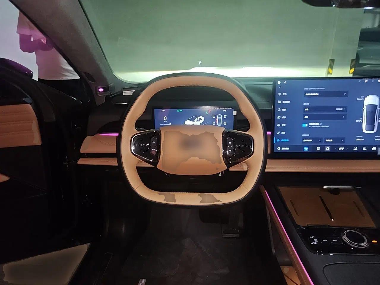 Geely Galaxy 8 2025 130km EM-P Starship Edition — миниатюра 10