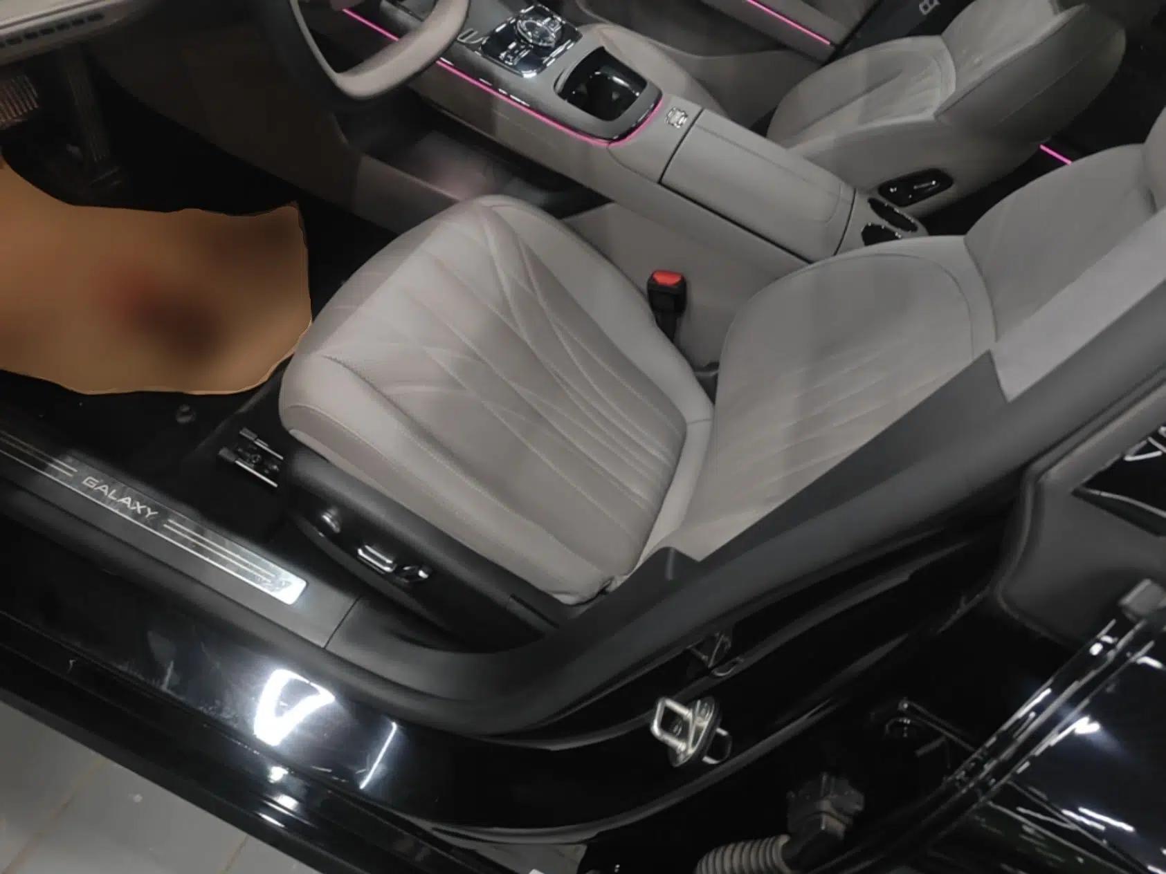 Geely Galaxy 8 2025 130km EM-P Starship Edition — миниатюра 17