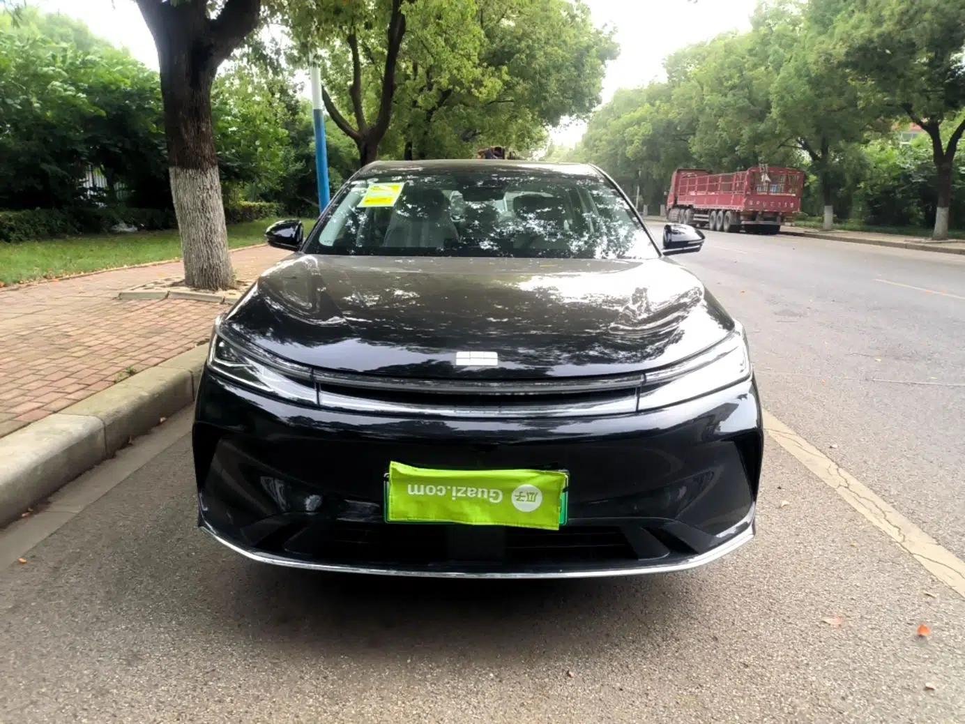 Geely Galaxy A7 2026 Model EV 550km Premium Edition — миниатюра 2