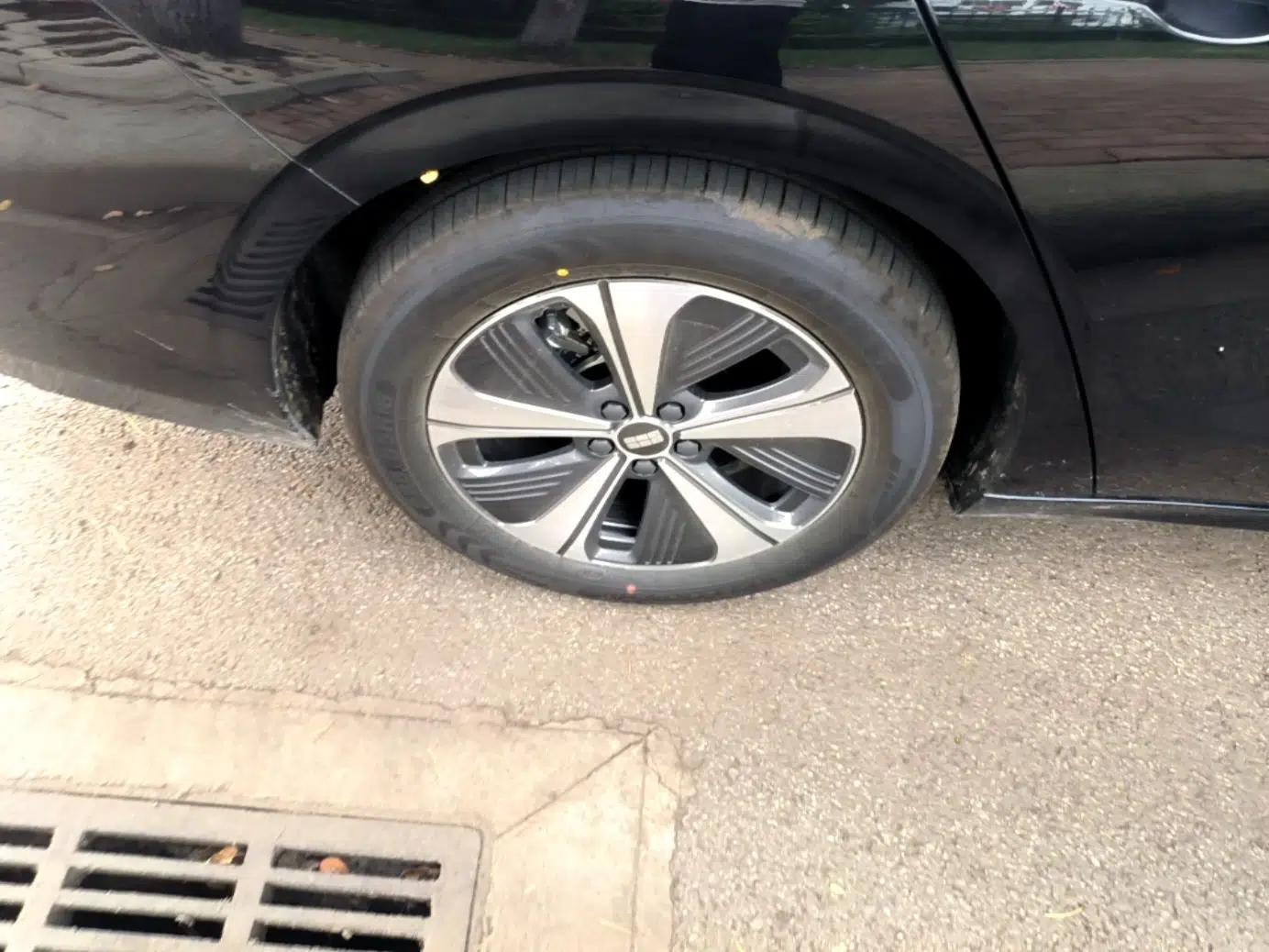 Geely Galaxy A7 2026 Model EV 550km Premium Edition — миниатюра 11
