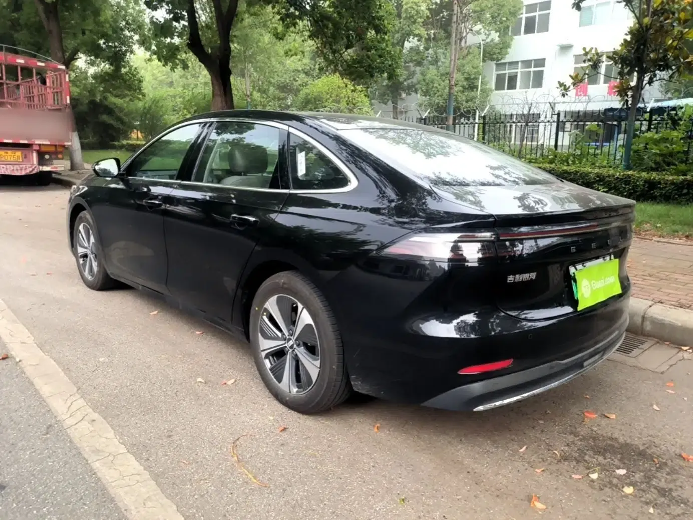 Geely Galaxy A7 2026 Model EV 550km Premium Edition — миниатюра 4