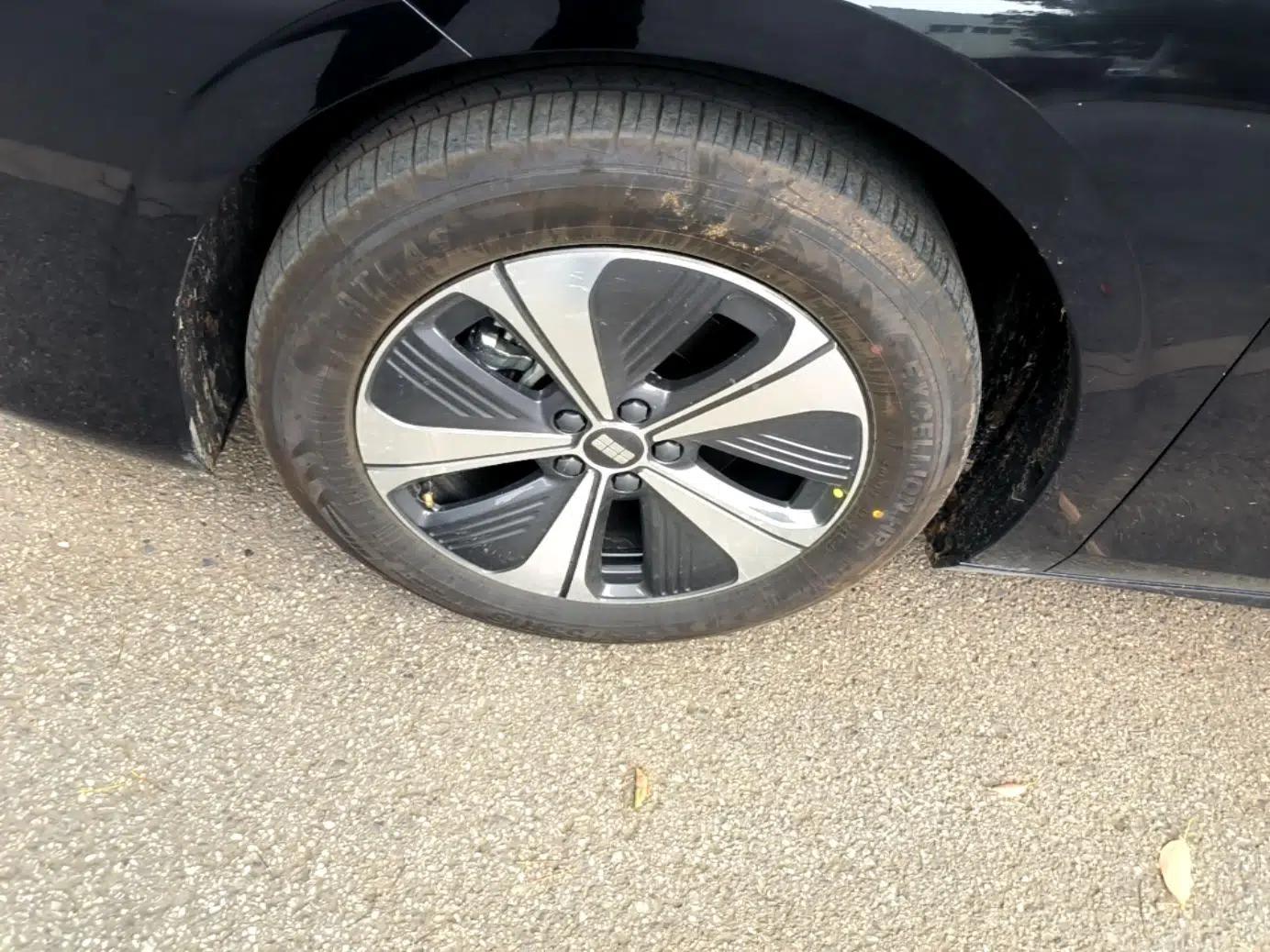 Geely Galaxy A7 2026 Model EV 550km Premium Edition — миниатюра 10