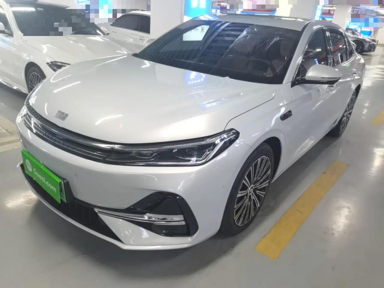 Geely Galaxy A7 2025 Model EM-i 150km Starship Edition — миниатюра 1