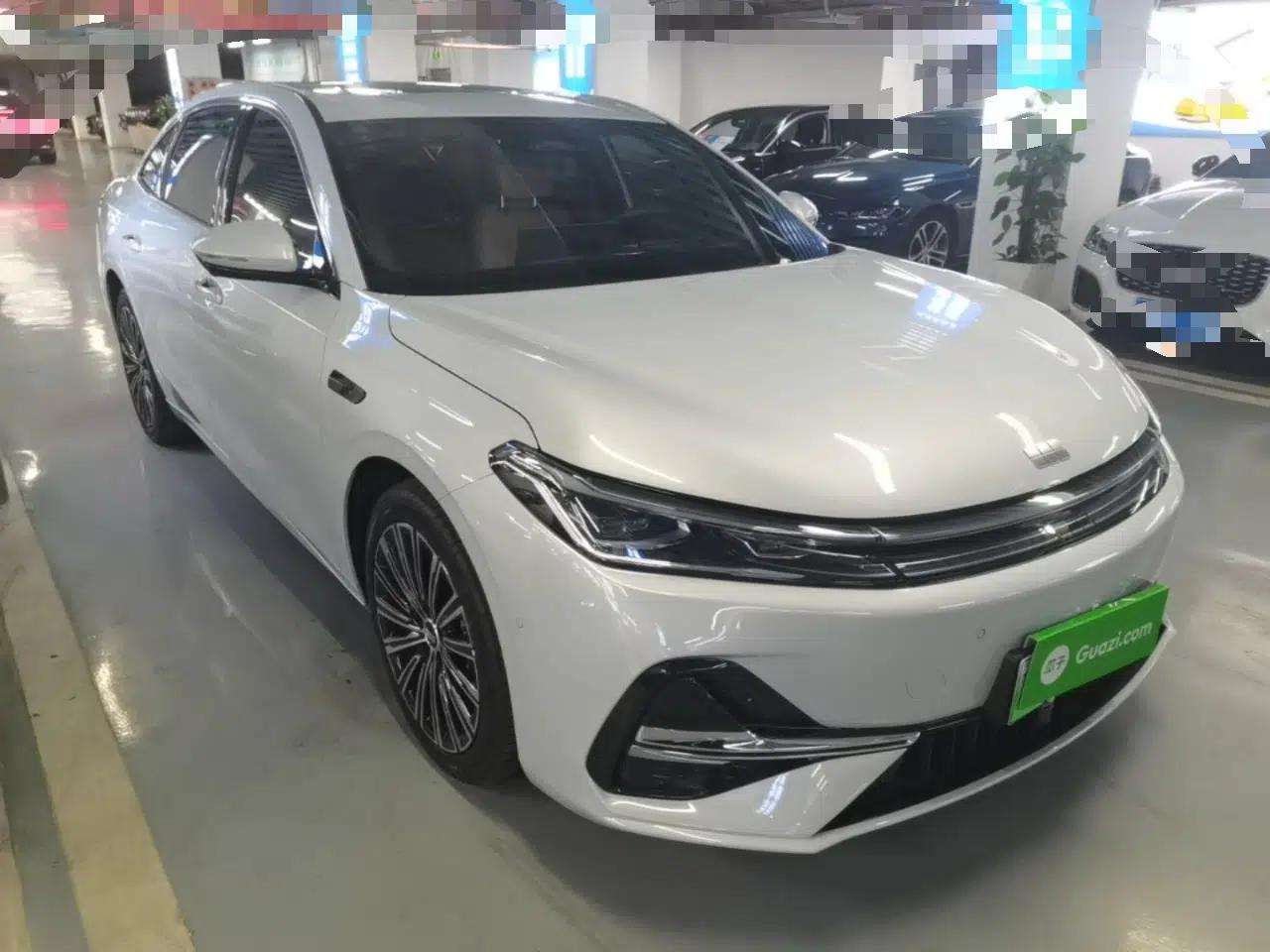 Geely Galaxy A7 2025 Model EM-i 150km Starship Edition — миниатюра 3