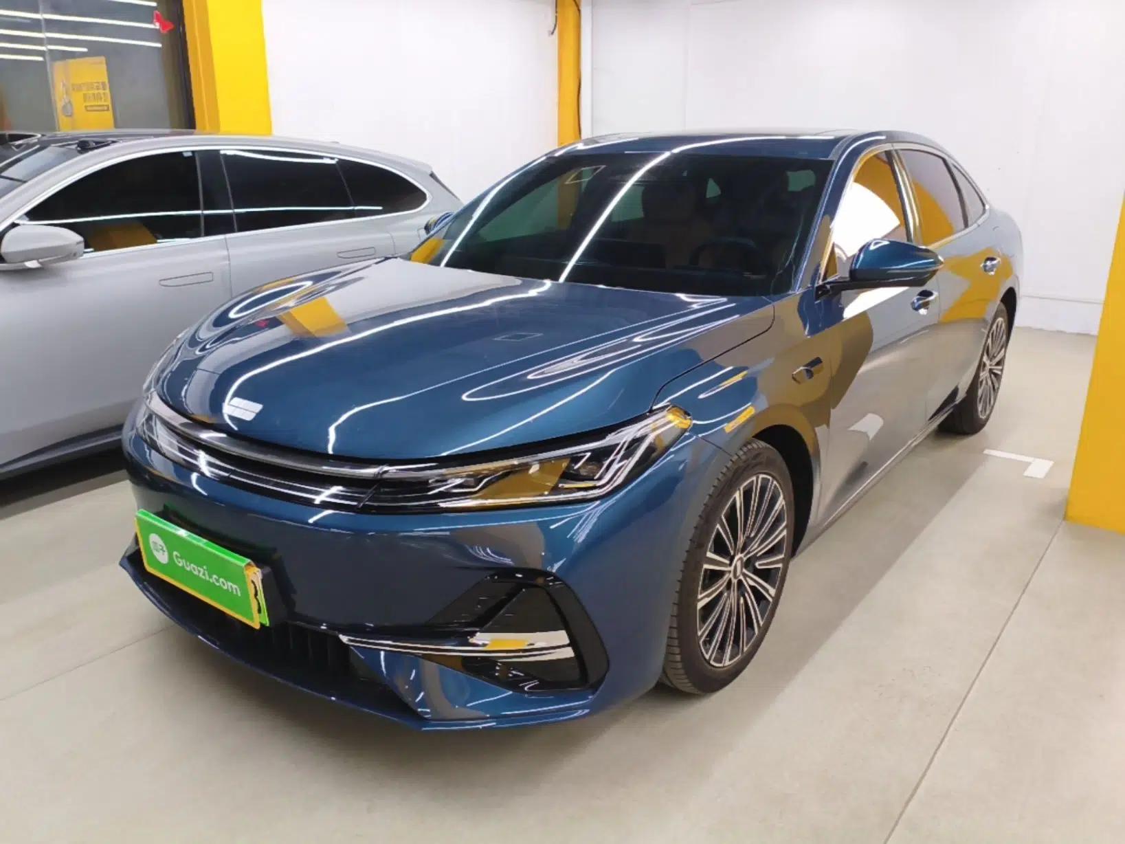 Geely Galaxy A7 2025 Model EM-i 150km Starship Edition — миниатюра 1