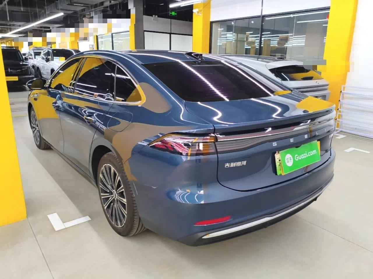 Geely Galaxy A7 2025 Model EM-i 150km Starship Edition — миниатюра 4
