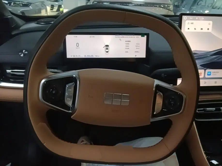 Geely Galaxy A7 2025 Model EM-i 150km Starship Edition — миниатюра 13