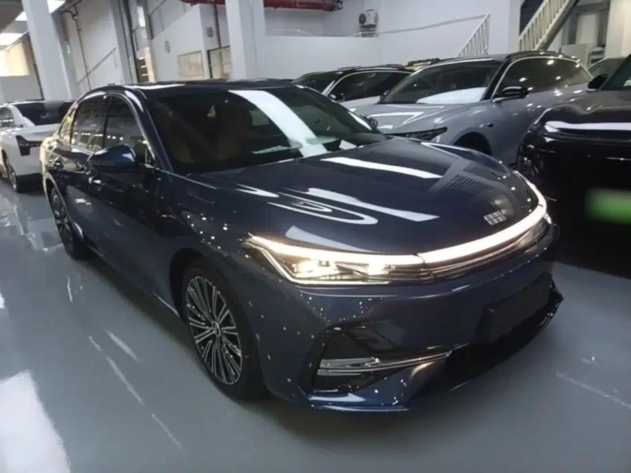 Geely Galaxy A7 2025 Model EM-i 150km Starship Edition — миниатюра 3