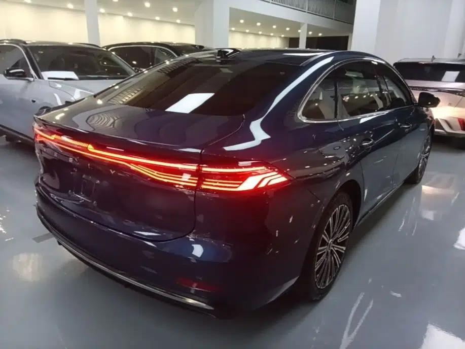 Geely Galaxy A7 2025 Model EM-i 150km Starship Edition — миниатюра 6
