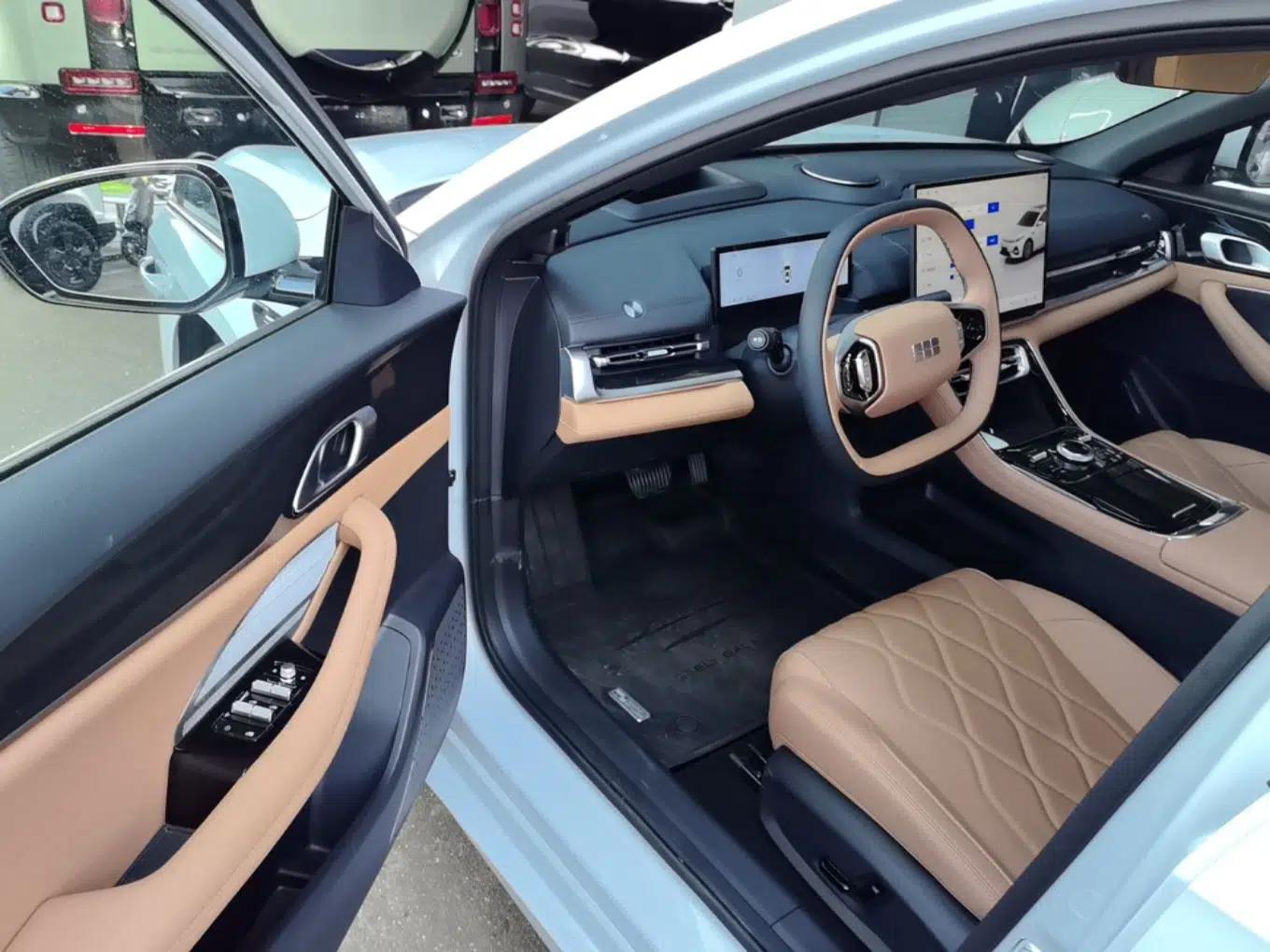 Geely Galaxy A7 2025 Model EM-i 150km Starship Edition — миниатюра 23