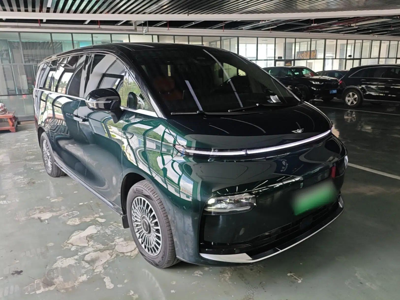 Geely Galaxy LEVC L380 2025 805 km Flagship Version All-Wheel Drive — миниатюра 3