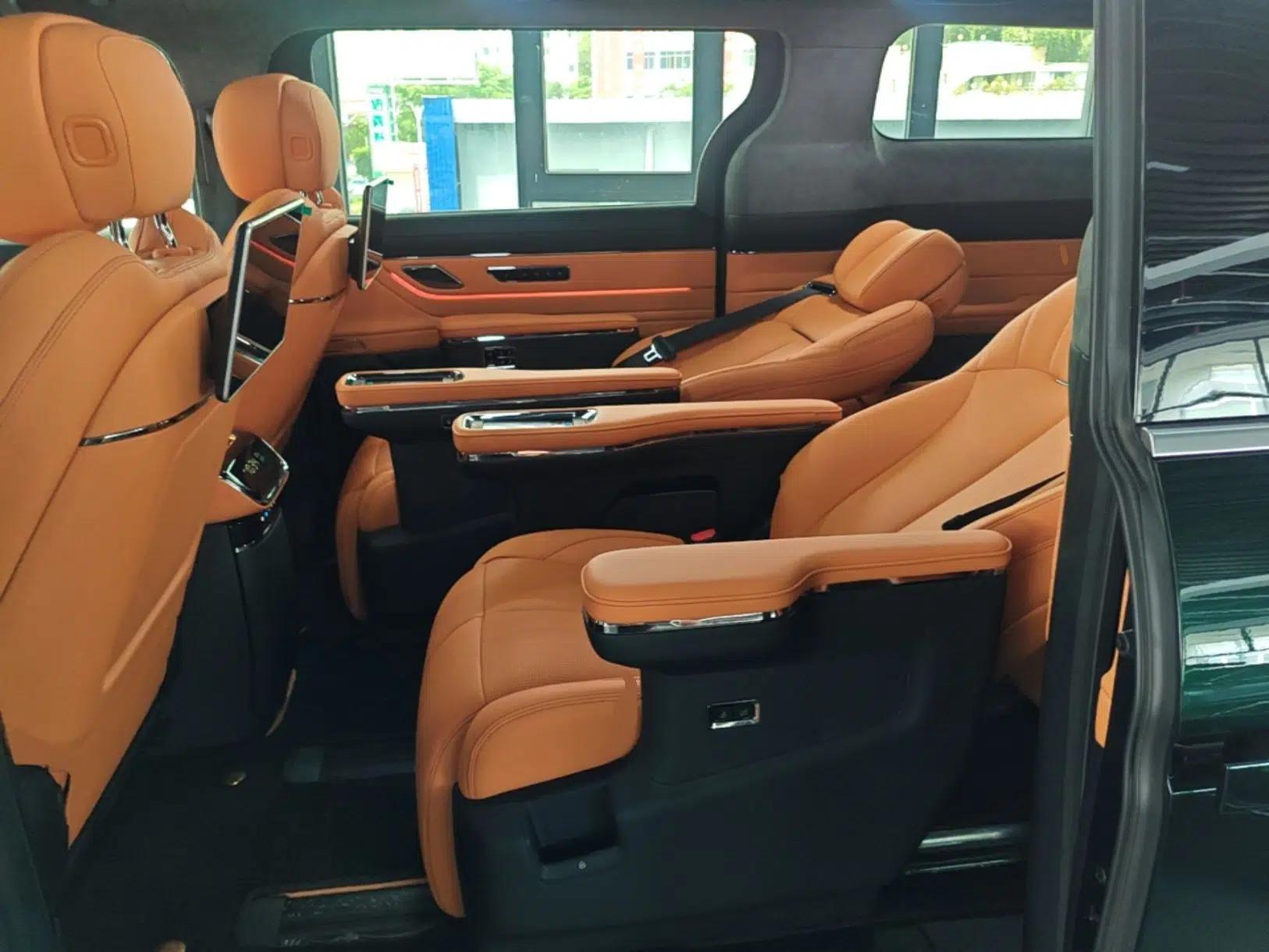 Geely Galaxy LEVC L380 2025 805 km Flagship Version All-Wheel Drive — миниатюра 25